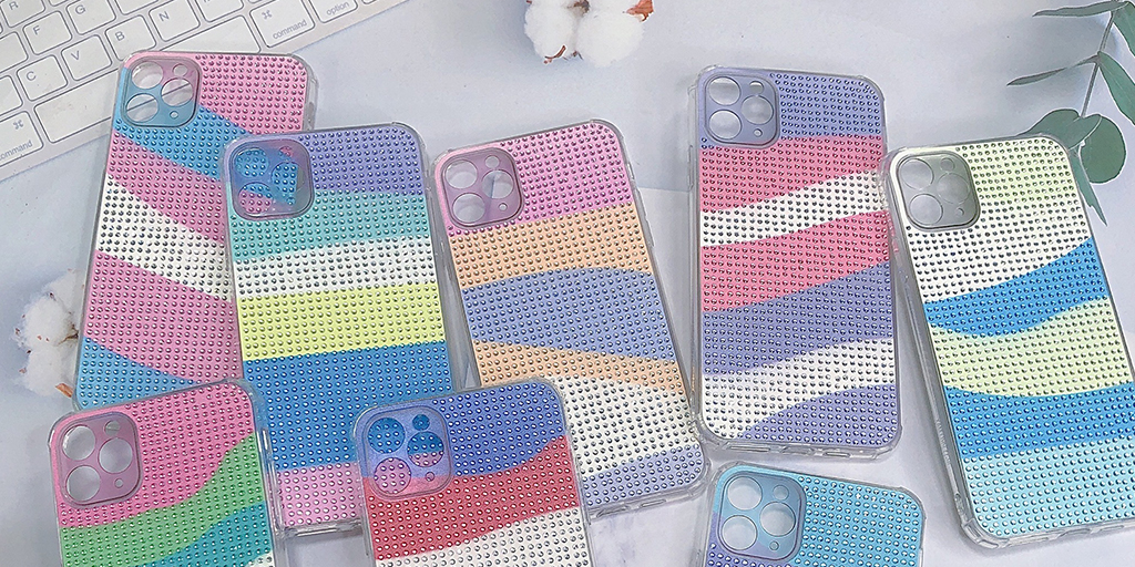 La Tipo kaj Distingo De Poŝtelefona Kazo